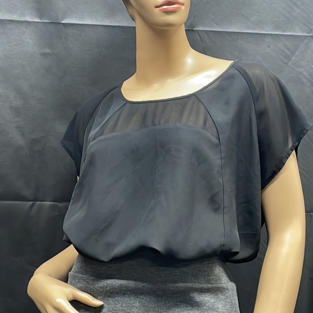 August Silk Women's Black Pullover Sleeveless Top